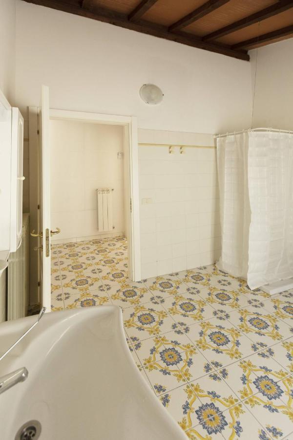 Razza Del Casalone Guest House Гросето Екстериор снимка