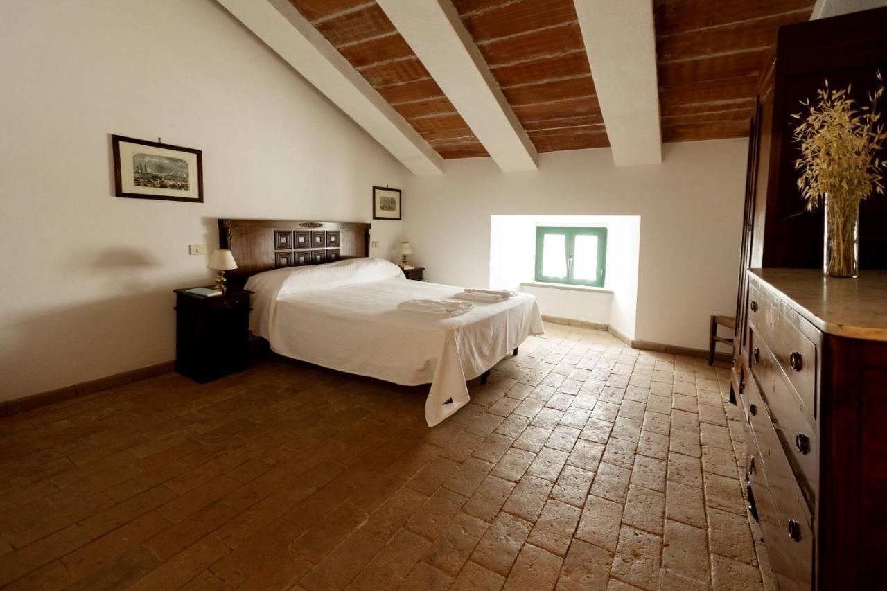 Razza Del Casalone Guest House Гросето Екстериор снимка