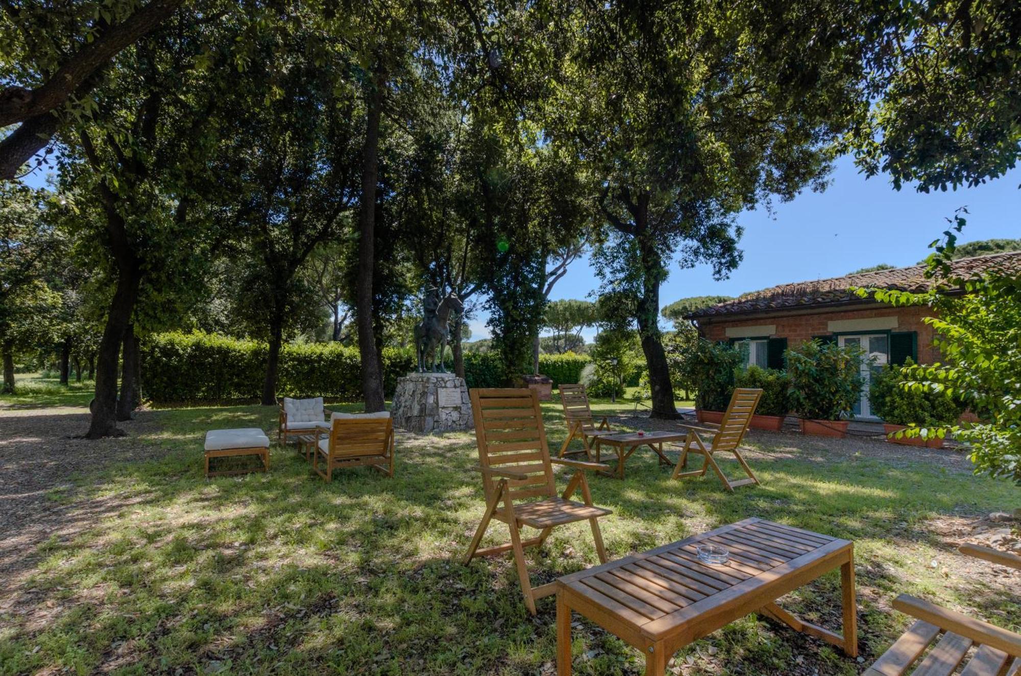 Razza Del Casalone Guest House Гросето Екстериор снимка