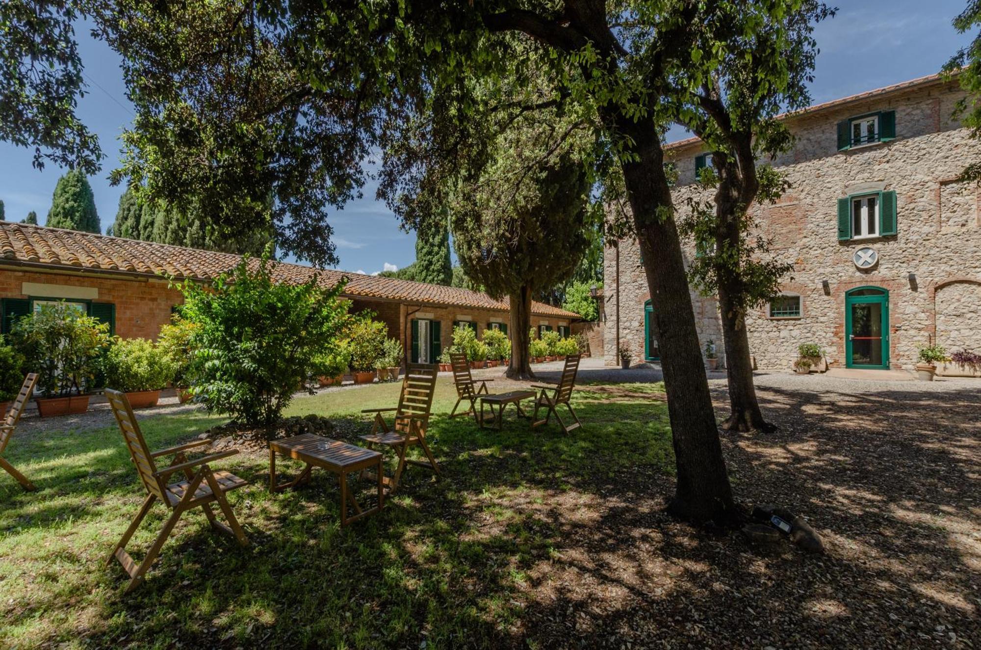 Razza Del Casalone Guest House Гросето Екстериор снимка