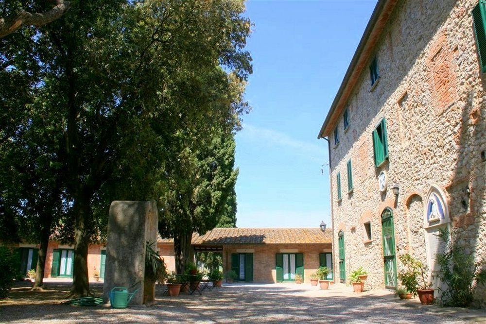 Razza Del Casalone Guest House Гросето Екстериор снимка