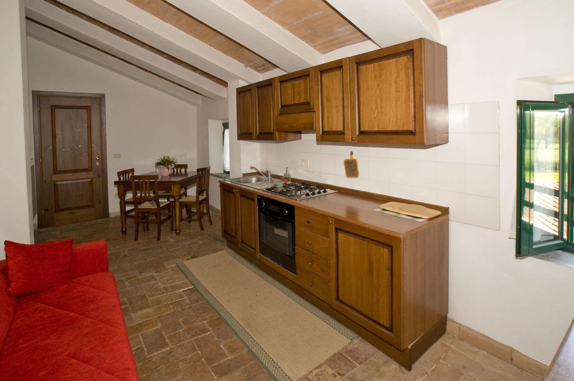 Razza Del Casalone Guest House Гросето Екстериор снимка